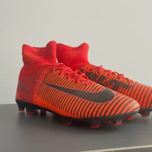 👟 Liquidación – Botines Nike Mercurial Superfly Rojos