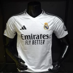 ¡Liquidación! Camiseta Real Madrid Blanca – Réplica “Fly Better” de Alta Calidad